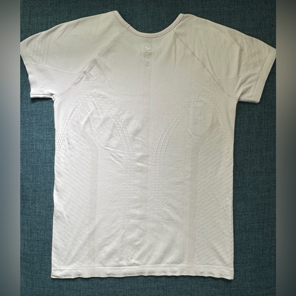 Athleta Girl Power Up Seamless Tee in Delicate Pink - Picture 2 of 6